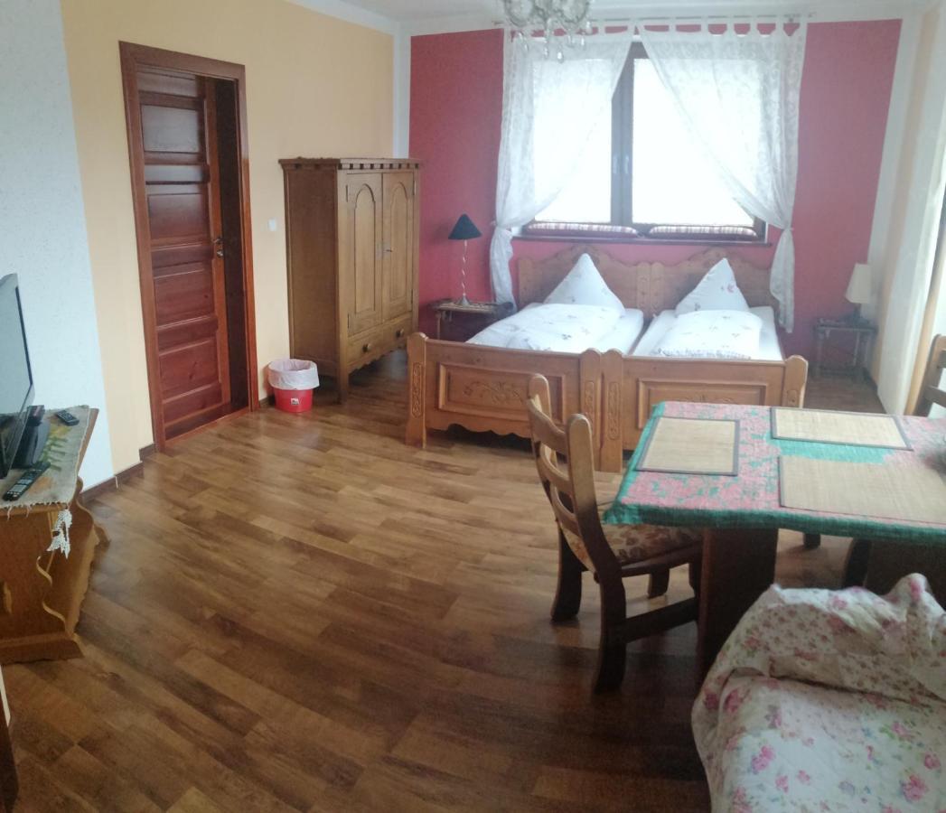 Meisterburg Homestay Sciegny